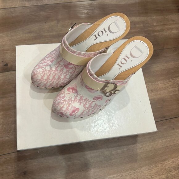 Dior Cherry blossom Diorissimo Mules Clogs size 371/2 (7.5) - Picture 1 of 7